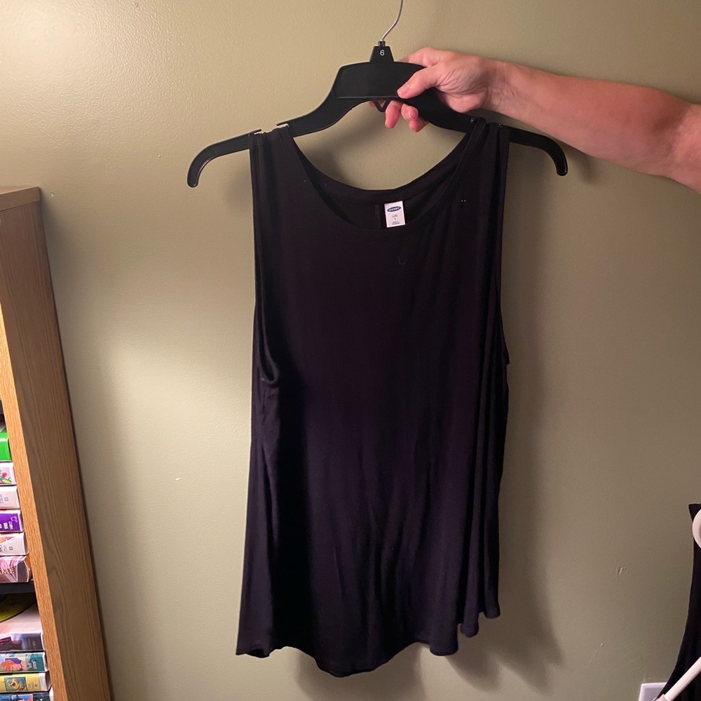 Women’s active tank top